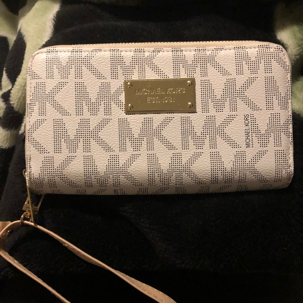 Michael Kors wallet large
